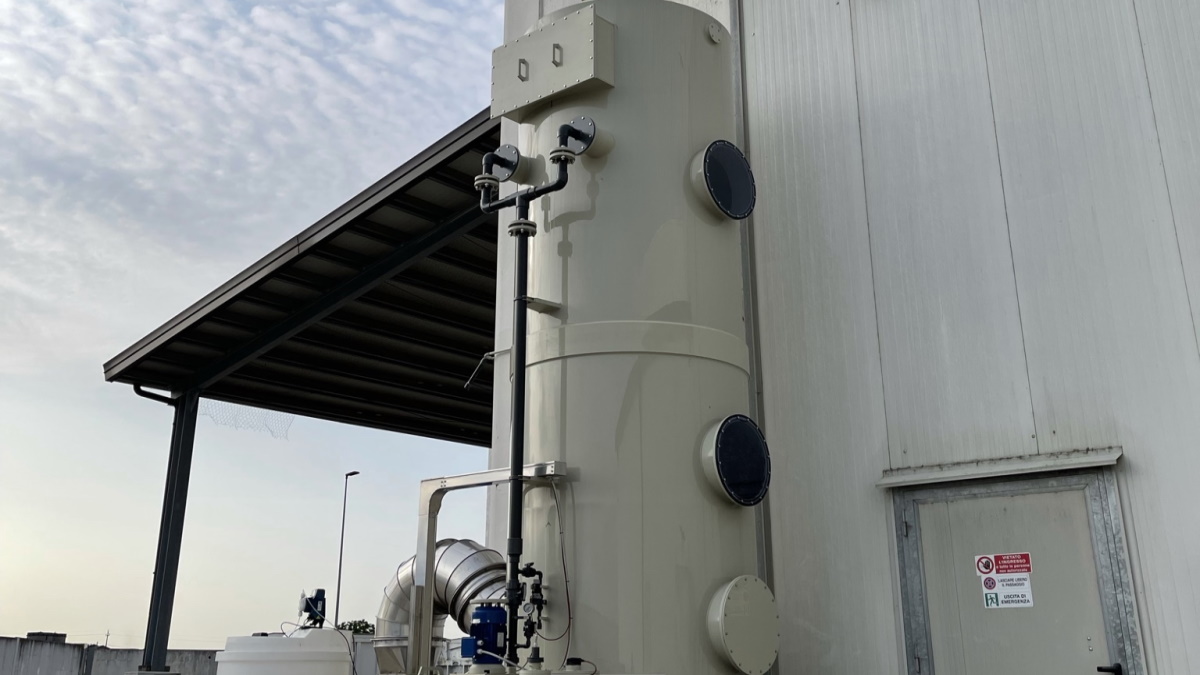 Torre di lavaggio industriale Wetclean progettata e realizzata su misura da Tecnosida